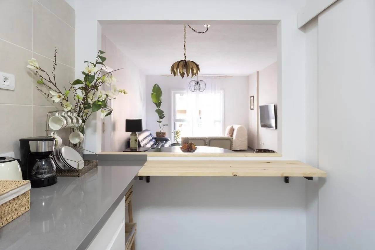 Home2Book Charming Center Apartment Santa Cruz