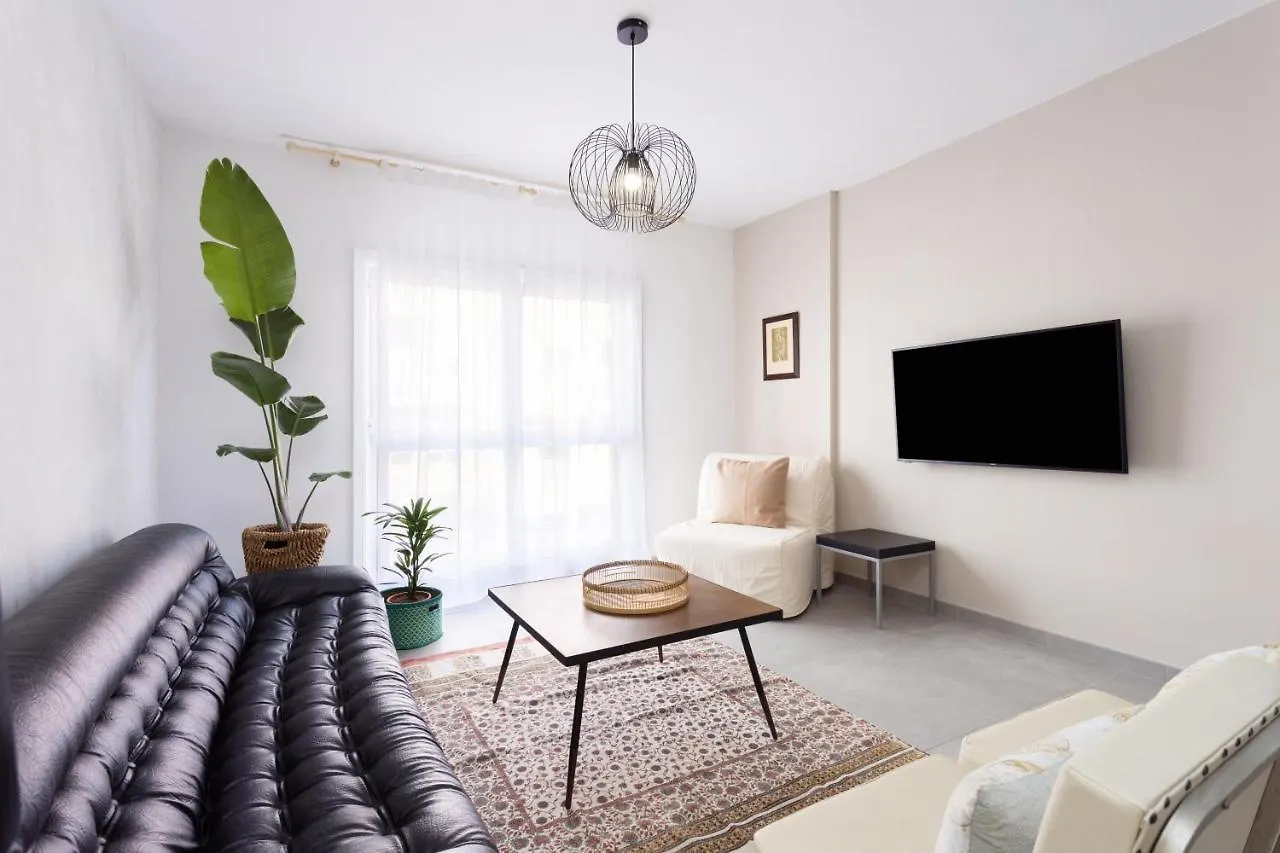 Home2Book Charming Center Apartment Santa Cruz
